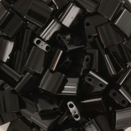 miyuki tila 5x5 mm - opaque black(5gr)(± 59 pieces)